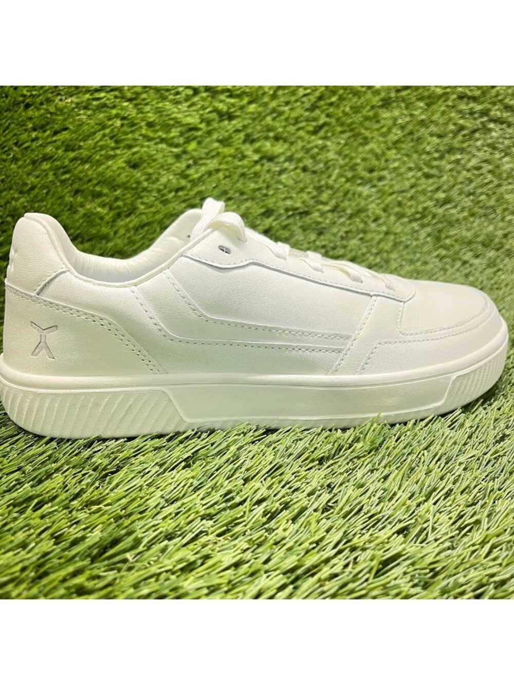 Flux Adapt Leather Trainer White Womens Size 8.5 Mens 7 Athletic Shoes Sneakers